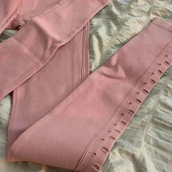 Brand: Spiritual Gangster Light Pink Leggings NEW XS - Picture 2 of 4